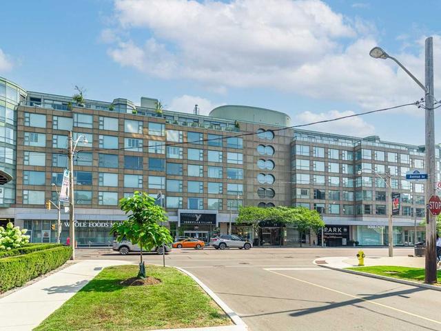 313 - 77 Avenue Rd, Condo with 2 bedrooms, 3 bathrooms and 2 parking in Toronto ON | Image 12