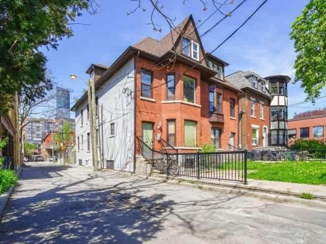 suite 3 - 120 Pembroke St, House semidetached with 2 bedrooms, 1 bathrooms and 0 parking in Toronto ON | Image 1