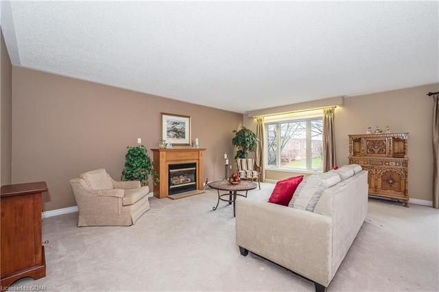 4 Parkside Drive, House detached with 3 bedrooms, 3 bathrooms and 2 parking in Guelph ON | Image 9