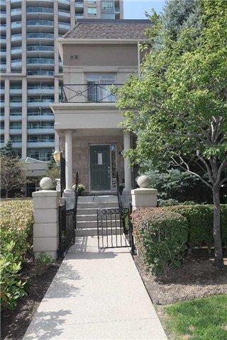 Th120 - 17 Barberry Pl, Townhouse with 2 bedrooms, 3 bathrooms and 1 parking in Toronto ON | Image 2