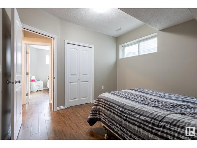 6323 18 Av Sw, House detached with 5 bedrooms, 3 bathrooms and null parking in Edmonton AB | Image 49