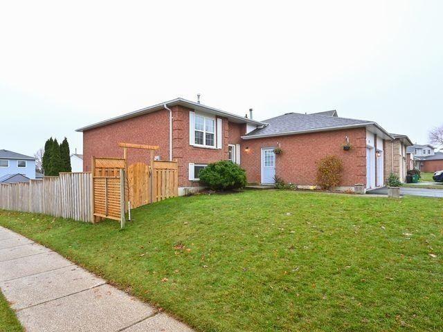 111 Pheasant Dr, House detached with 3 bedrooms, 2 bathrooms and 4 parking in Orangeville ON | Image 12
