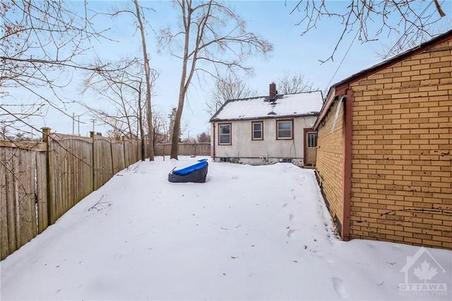 967 Merivale Road, House detached with 2 bedrooms, 1 bathrooms and 4 parking in Ottawa ON | Image 24