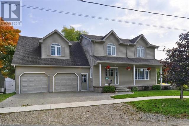 1013 Isabella Street, House detached with 4 bedrooms, 2 bathrooms and 4 parking in Wellesley ON | Image 1