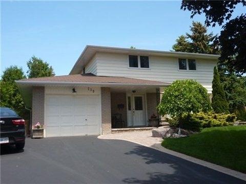739 Tulip Crt, House detached with 4 bedrooms, 2 bathrooms and 4 parking in Oshawa ON | Image 1