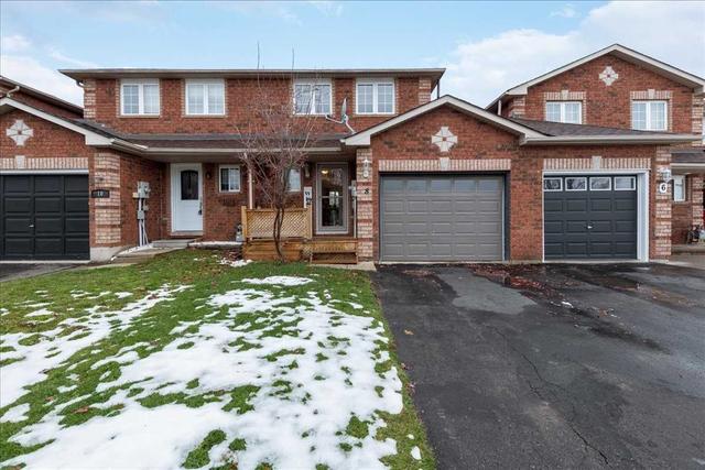 8 Weymouth Rd, House attached with 3 bedrooms, 2 bathrooms and 3 parking in Barrie ON | Image 1