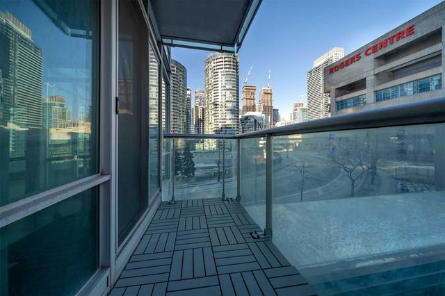 512 - 81 Navy Wharf Crt, Condo with 1 bedrooms, 1 bathrooms and 1 parking in Toronto ON | Image 9
