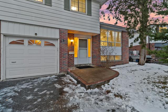 15 Baker Cres, House detached with 3 bedrooms, 2 bathrooms and 7 parking in Barrie ON | Image 7