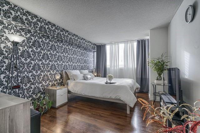 2202 - 80 Antibes Dr, Condo with 3 bedrooms, 2 bathrooms and 1 parking in Toronto ON | Image 13