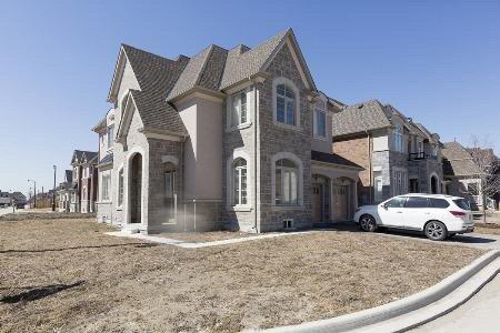 66 Bakersfield Rd, House detached with 4 bedrooms, 4 bathrooms and 4 parking in Brampton ON | Image 1