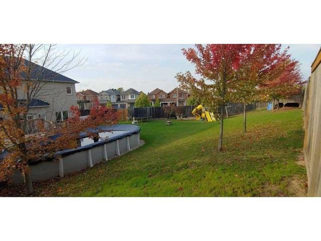 22 Mowat Cres, House detached with 4 bedrooms, 3 bathrooms and 8 parking in Halton Hills ON | Image 20