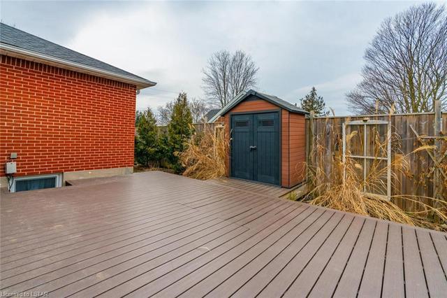 2642 Dundas Street, House detached with 3 bedrooms, 2 bathrooms and 17 parking in London ON | Image 8