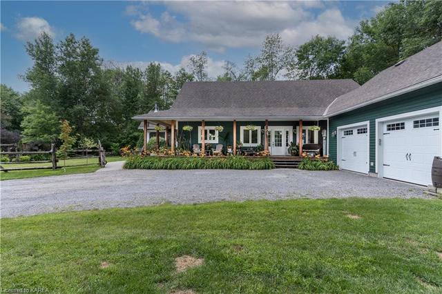 692 a County 15 Road, House detached with 4 bedrooms, 2 bathrooms and 8 parking in Stone Mills ON | Image 3