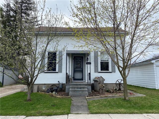 109 Huron Street E, House detached with 3 bedrooms, 1 bathrooms and 4 parking in South Huron ON | Image 2