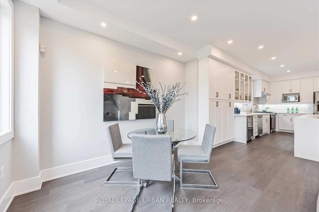 30 Sharpe St, House detached with 4 bedrooms, 4 bathrooms and 3 parking in Toronto ON | Image 9