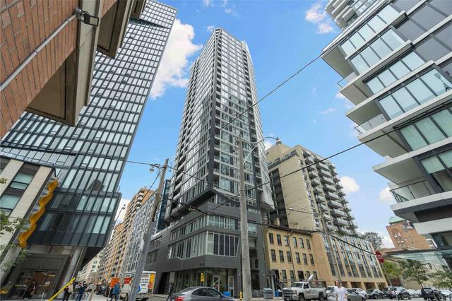 1701 - 68 Shuter St, Condo with 1 bedrooms, 1 bathrooms and 0 parking in Toronto ON | Image 1