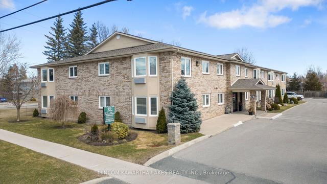 105 - 878 Armour Rd, Condo with 1 bedrooms, 1 bathrooms and 1 parking in Peterborough ON | Image 1