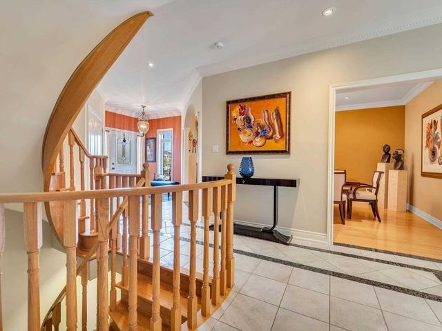 122 Melbourne Dr, House detached with 4 bedrooms, 5 bathrooms and 7 parking in Richmond Hill ON | Image 38