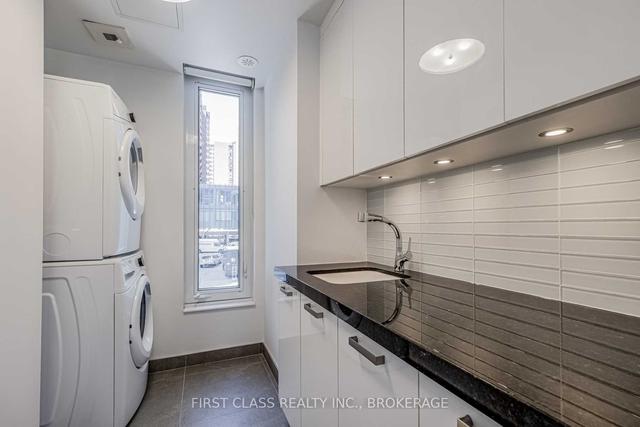 th01 - 63 St Mary St, Townhouse with 3 bedrooms, 3 bathrooms and 2 parking in Toronto ON | Image 10