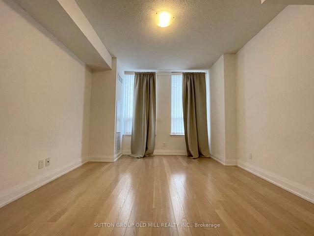 927 - 376 Highway 7 E, Condo with 2 bedrooms, 2 bathrooms and 1 parking in Richmond Hill ON | Image 16