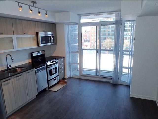 546 - 68 Abell St, Condo with 1 bedrooms, 1 bathrooms and 1 parking in Toronto ON | Image 1