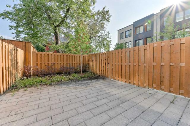 th5 - 80 Vanauley St, Townhouse with 3 bedrooms, 3 bathrooms and 2 parking in Toronto ON | Image 18