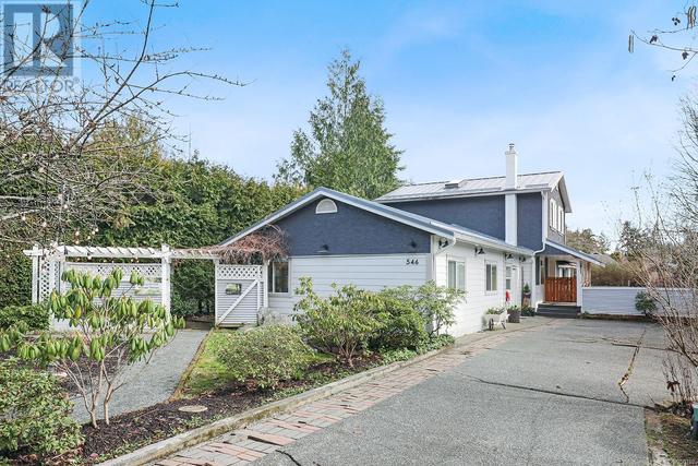 546 Pritchard Rd, House detached with 5 bedrooms, 3 bathrooms and 4 parking in Comox BC | Image 38