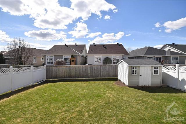 865 Scala Avenue, House detached with 3 bedrooms, 3 bathrooms and 6 parking in Ottawa ON | Image 29