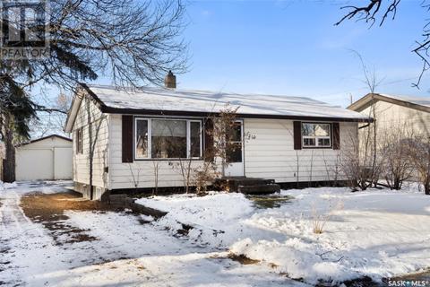 210 Minto Street, House detached with 2 bedrooms, 1 bathrooms and null parking in Cupar SK | Card Image