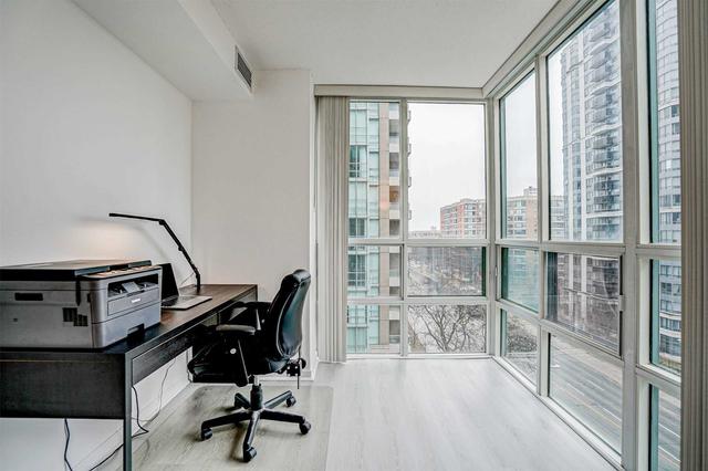 708 - 3 Pemberton Ave, Condo with 1 bedrooms, 1 bathrooms and 1 parking in Toronto ON | Image 25