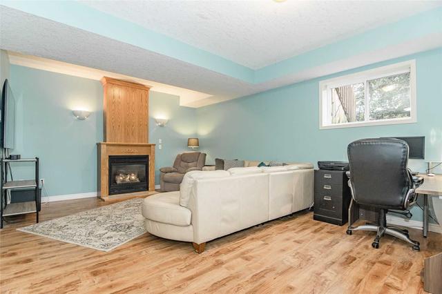 24 Mccurdy Rd, House detached with 3 bedrooms, 4 bathrooms and 5 parking in Guelph ON | Image 14