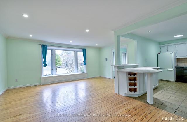 42 Sciberras Rd, House detached with 4 bedrooms, 3 bathrooms and 3 parking in Markham ON | Image 25