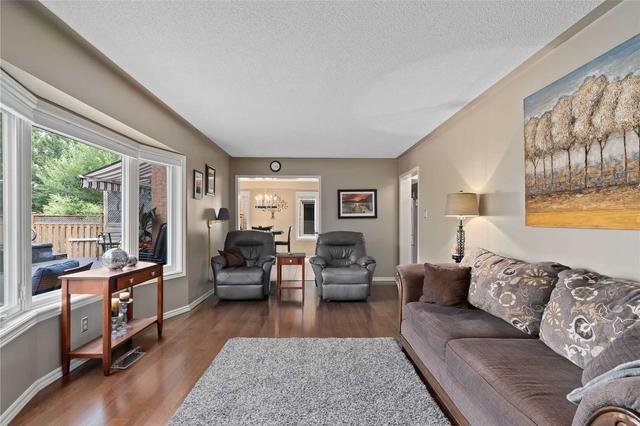 80 Cityview Circ, House detached with 4 bedrooms, 4 bathrooms and 6 parking in Barrie ON | Image 7