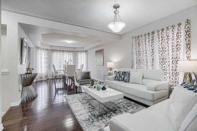 86 Seascape Cres, House detached with 3 bedrooms, 3 bathrooms and 3 parking in Brampton ON | Image 7