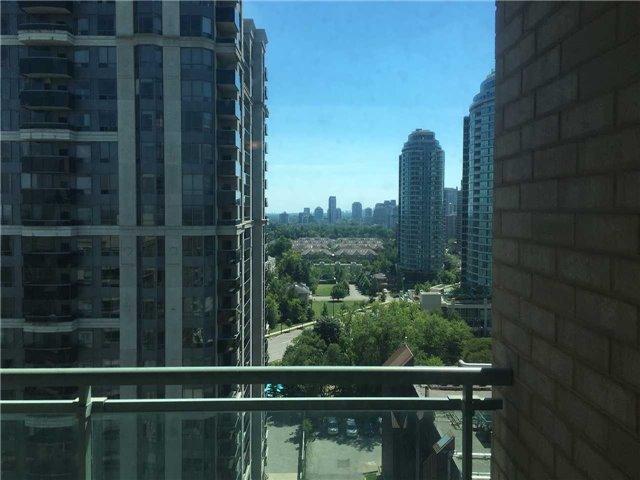 lph10 - 29 Pemberton Ave, Condo with 2 bedrooms, 2 bathrooms and 1 parking in Toronto ON | Image 9
