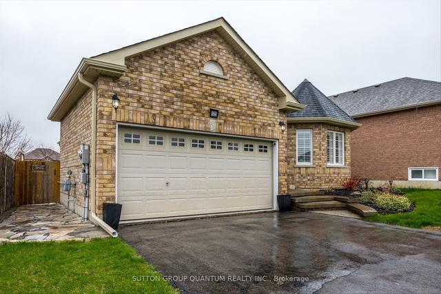 10 Holtom St, House detached with 2 bedrooms, 2 bathrooms and 6 parking in Kawartha Lakes ON | Image 23