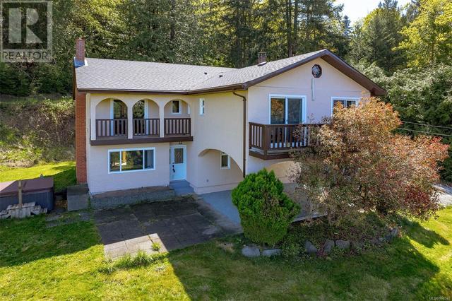 8241 Bonsall Rd, House detached with 3 bedrooms, 3 bathrooms and 6 parking in North Cowichan BC | Image 8