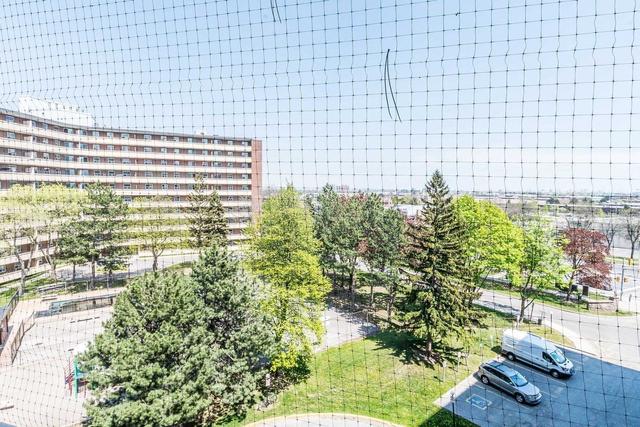 606 - 3555 Derry Rd, Condo with 2 bedrooms, 1 bathrooms and 1 parking in Mississauga ON | Image 15