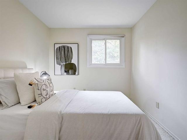 16 Bards Walkway, Townhouse with 3 bedrooms, 3 bathrooms and 2 parking in Toronto ON | Image 19