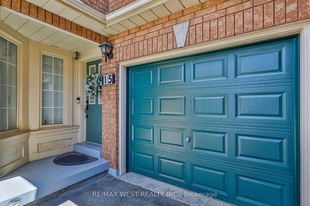 15 Louana Cres, Townhouse with 3 bedrooms, 3 bathrooms and 3 parking in Vaughan ON | Image 23
