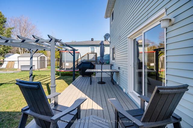 20 Jennings Dr, House semidetached with 3 bedrooms, 3 bathrooms and 5 parking in Penetanguishene ON | Image 22