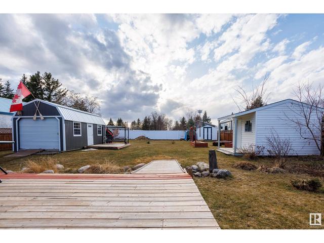4620 45 Ave, House detached with 3 bedrooms, 2 bathrooms and null parking in Alberta Beach AB | Image 36