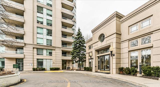 1403 - 8 Covington Rd, Condo with 2 bedrooms, 2 bathrooms and 1 parking in Toronto ON | Image 12