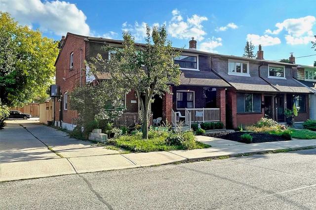 11 Hursting Ave, House semidetached with 3 bedrooms, 2 bathrooms and 2 parking in Toronto ON | Image 23