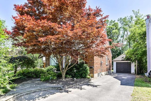 41 Moore Park Ave, House detached with 3 bedrooms, 2 bathrooms and 5 parking in Toronto ON | Image 1