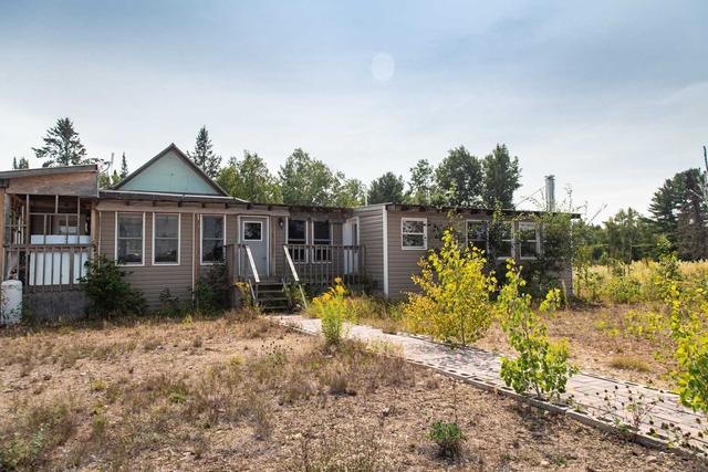 2337 Paugh Lake Rd, House detached with 3 bedrooms, 2 bathrooms and 18 parking in Madawaska Valley ON | Image 8