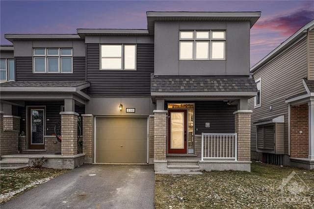 110 Lanceleaf Way, Townhouse with 4 bedrooms, 3 bathrooms and 2 parking in Ottawa ON | Image 1