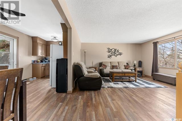 403 10th Avenue Nw, House detached with 3 bedrooms, 2 bathrooms and null parking in Moose Jaw SK | Image 20