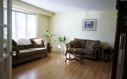 80 Marica Ave, House detached with 3 bedrooms, 3 bathrooms and 6 parking in Oshawa ON | Image 2