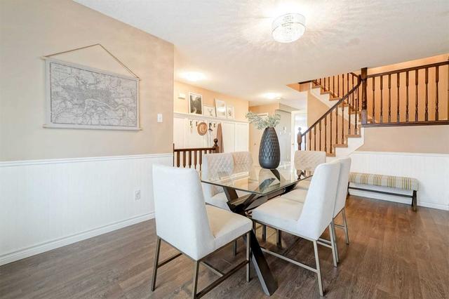 24 Raspberry Lane W, House detached with 3 bedrooms, 3 bathrooms and 3 parking in Guelph ON | Image 23